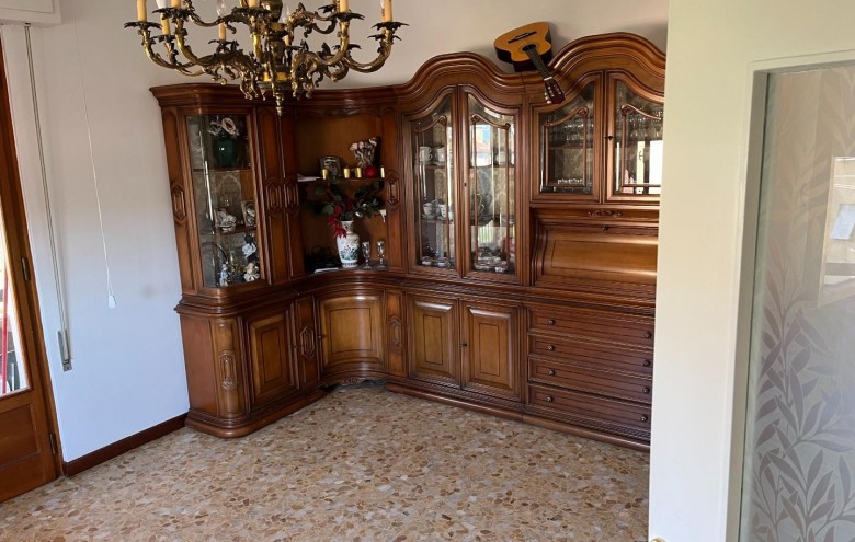 Porzione di casa in vendita a Massa