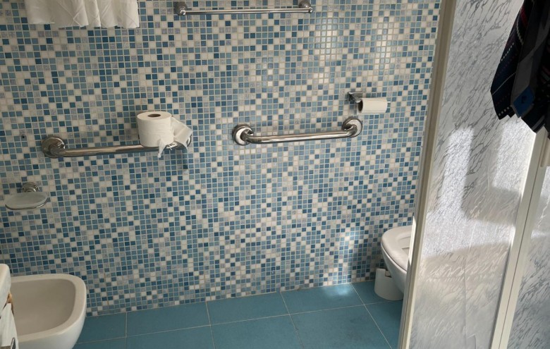 Porzione di casa in vendita a Massa