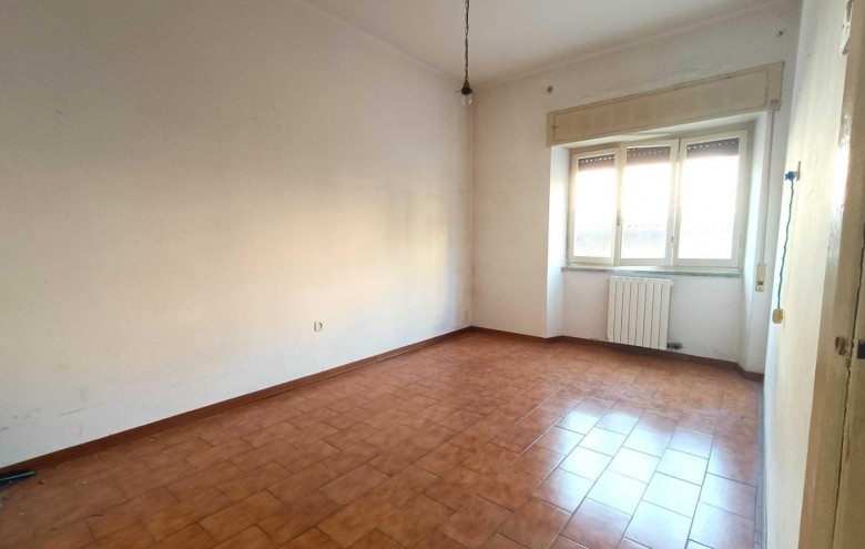 Appartamento in vendita a Massa