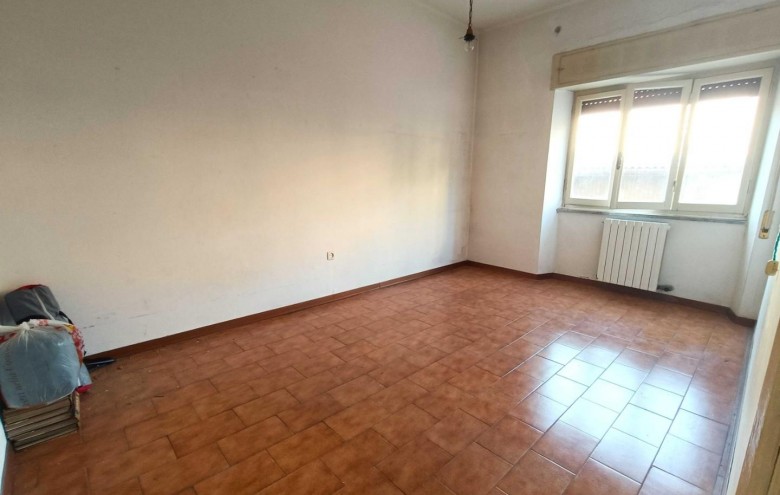 Appartamento in vendita a Massa