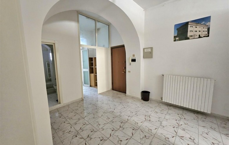 Appartamento in vendita a Massa