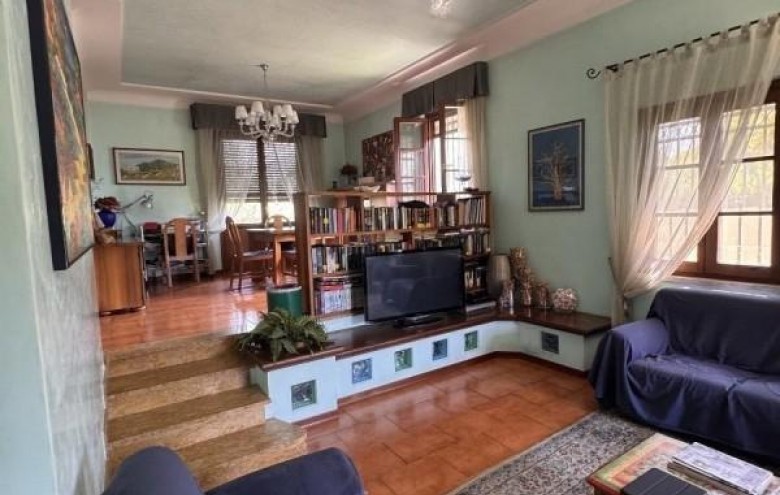 Villa singola in vendita a Massa