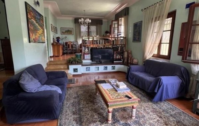 Villa singola in vendita a Massa