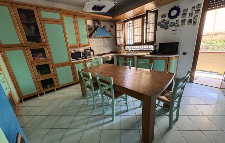 Villa singola in vendita a Massa