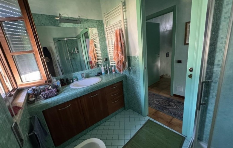 Villa singola in vendita a Massa