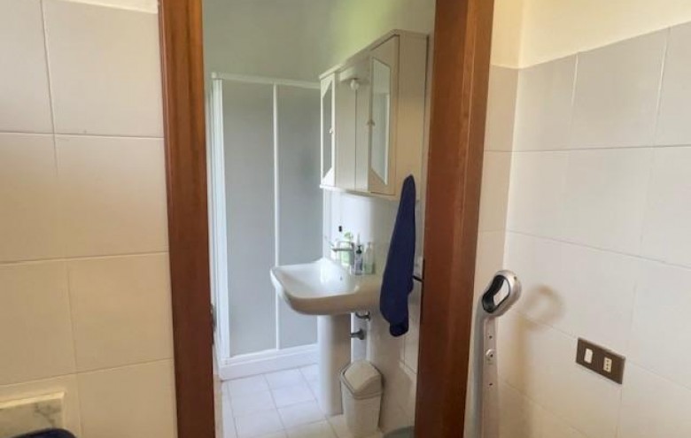 Bifamiliare in vendita a Massa