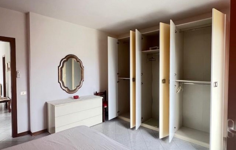 Bifamiliare in vendita a Massa