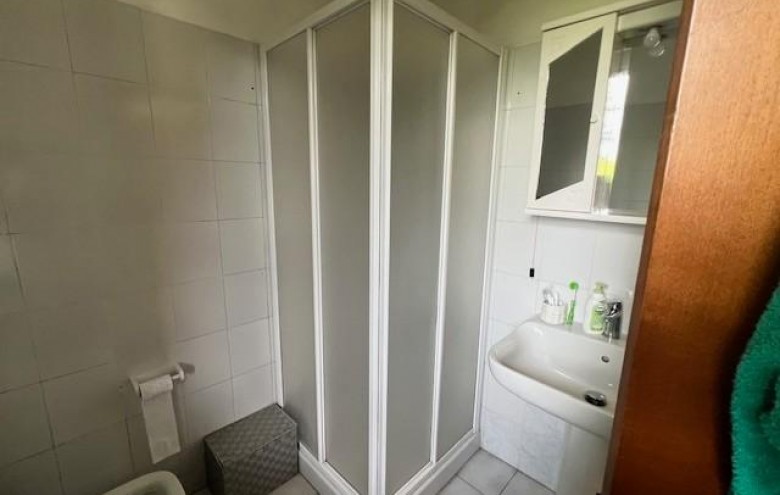 Bifamiliare in vendita a Massa