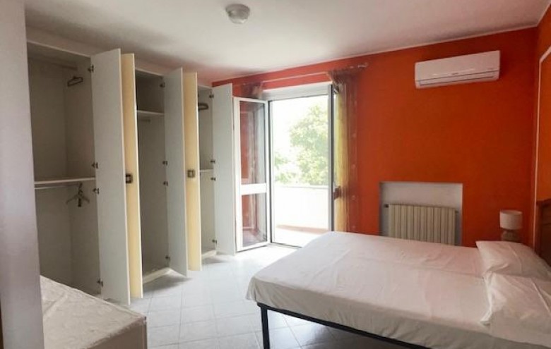 Bifamiliare in vendita a Massa