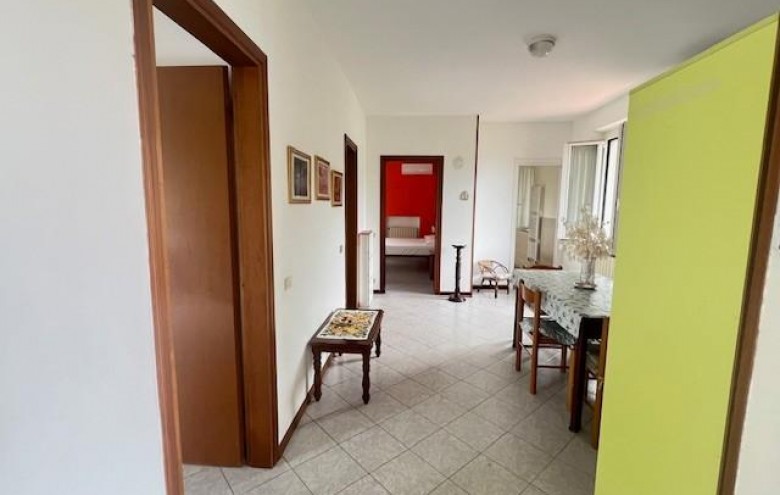 Bifamiliare in vendita a Massa