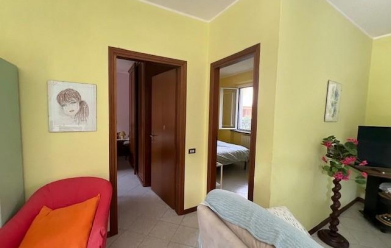 Bifamiliare in vendita a Massa