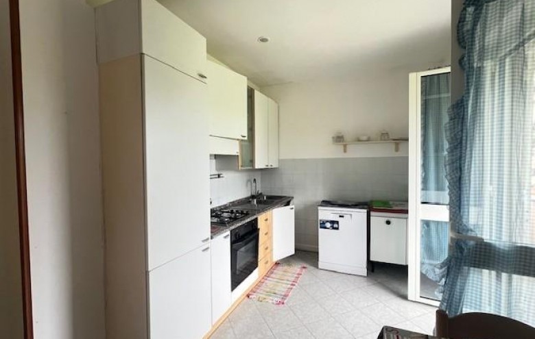 Bifamiliare in vendita a Massa