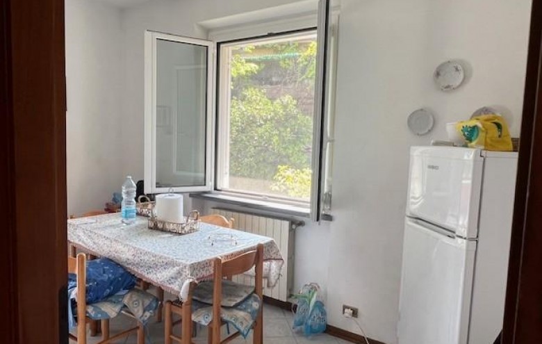 Bifamiliare in vendita a Massa