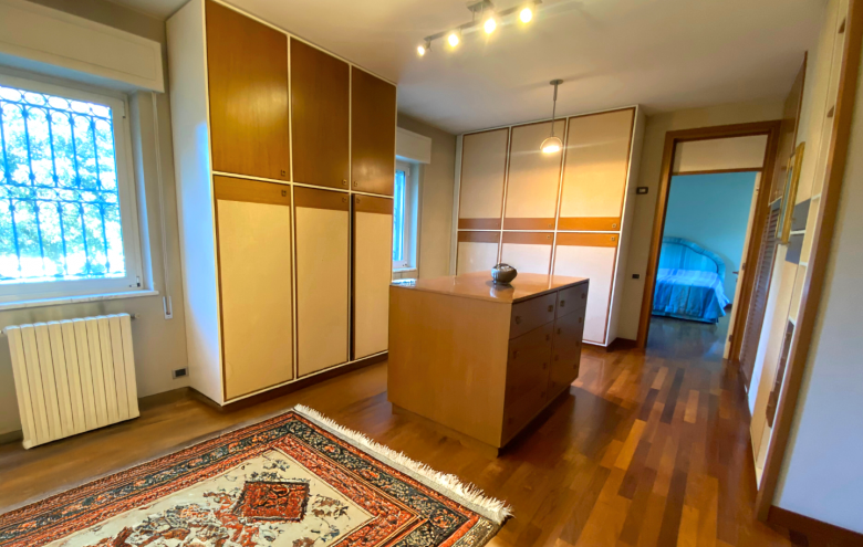 Villa singola in vendita a Massa