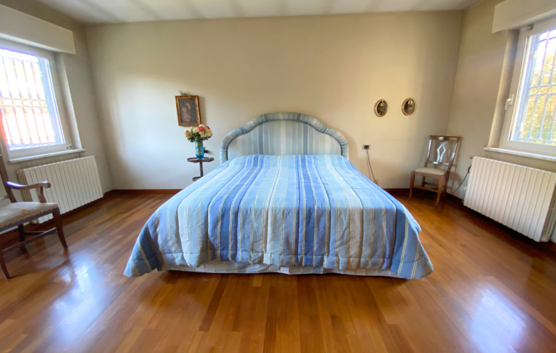 Villa singola in vendita a Massa