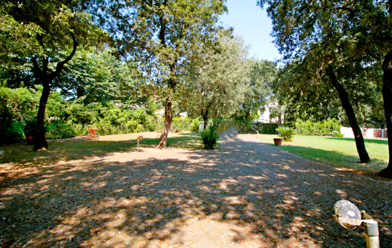 Villa singola in vendita a Massa