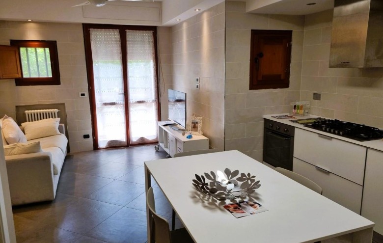 Villetta a schiera in vendita a Massa