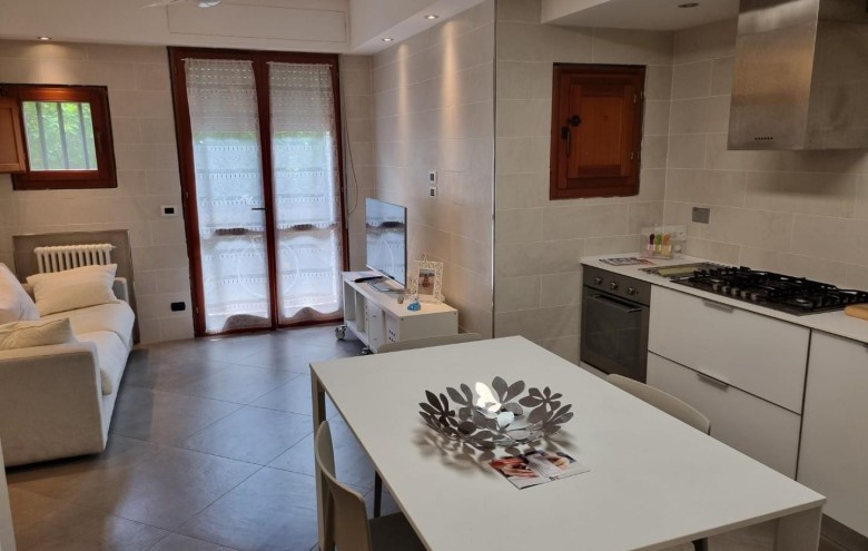 Villetta a schiera in vendita a Massa