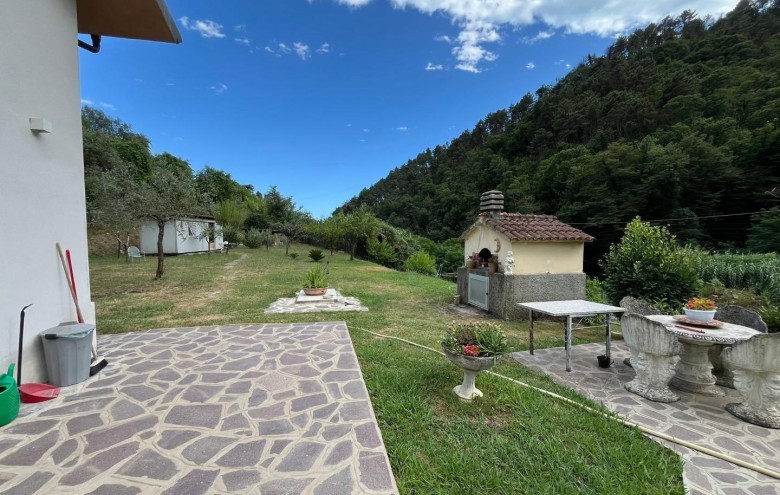 Villa singola in vendita a Massa