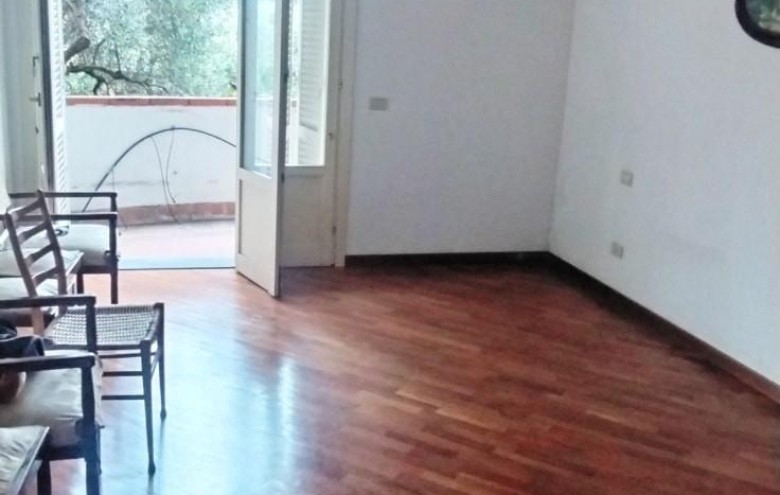 Appartamento in vendita a Massa