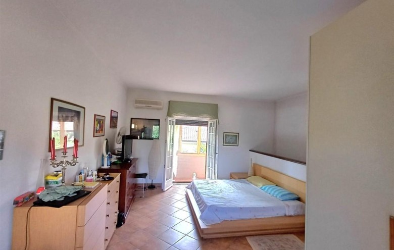 Villetta a schiera in vendita a Massa