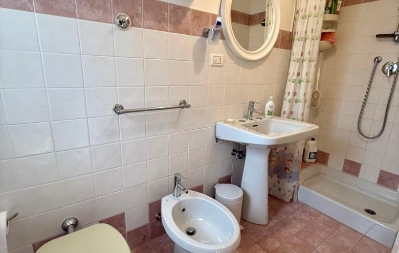 Villa singola in vendita a Massa