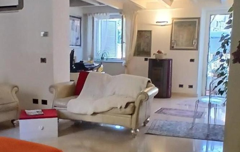 Terratetto in vendita a Massa