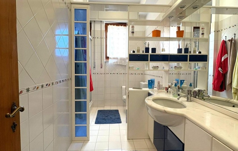 Appartamento in vendita a Massa