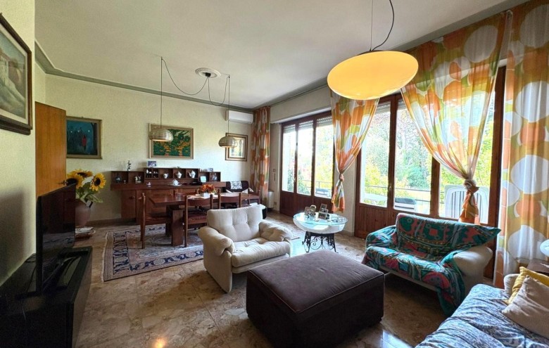 Appartamento in vendita a Massa