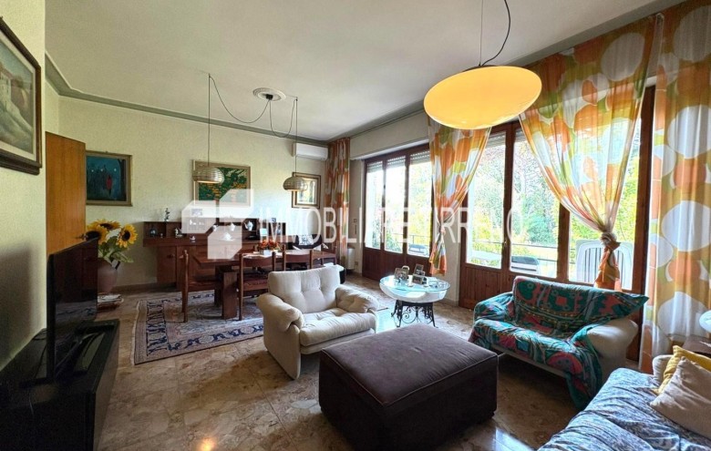 Appartamento in vendita a Massa