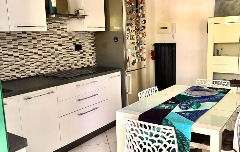 Appartamento in vendita a Massa