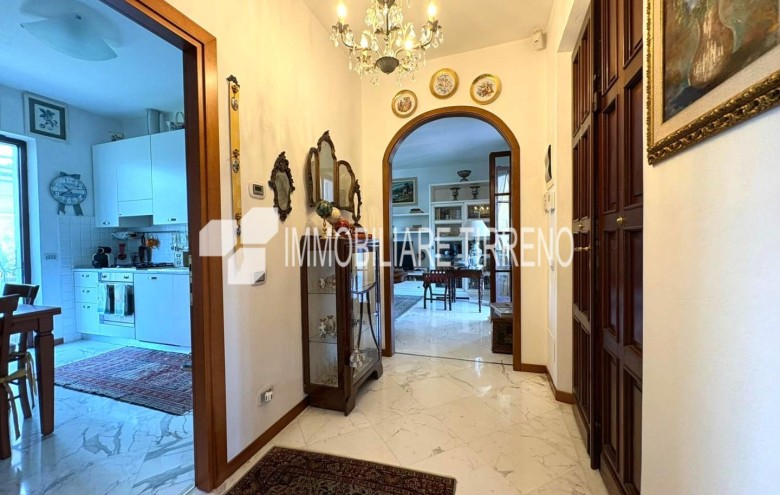 Villa singola in vendita a Massa