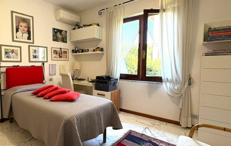 Villa singola in vendita a Massa