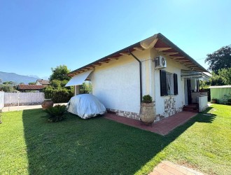 Villa singola in vendita a Marina di Massa