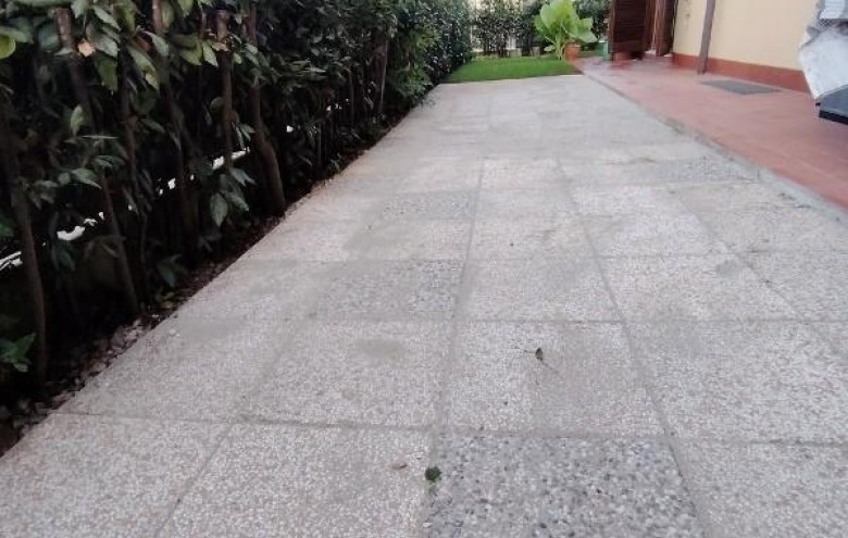 Appartamento in vendita a Massa