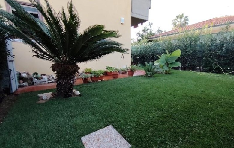 Appartamento in vendita a Massa