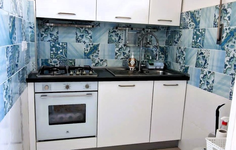 Appartamento in vendita a Montignoso