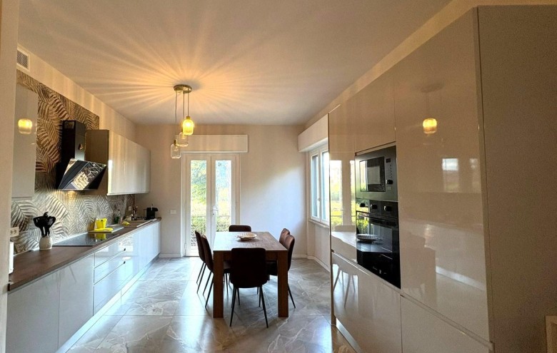 Appartamento in vendita a Massa