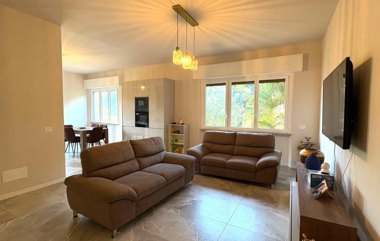 Appartamento in vendita a Massa