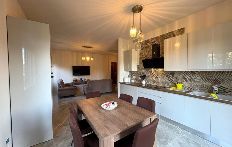 Appartamento in vendita a Massa