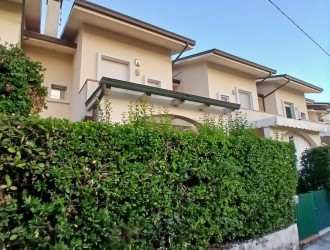 Villetta a schiera in vendita a Ronchi