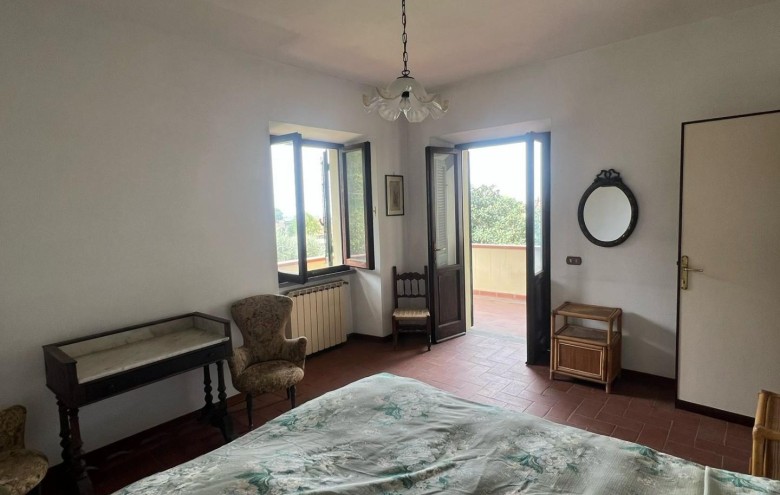 Bifamiliare in vendita a Montignoso