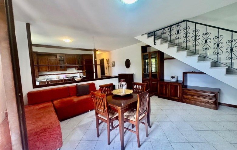 Villetta a schiera in vendita a Massa