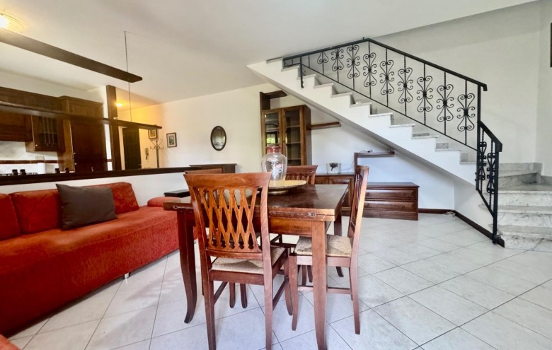 Villetta a schiera in vendita a Massa