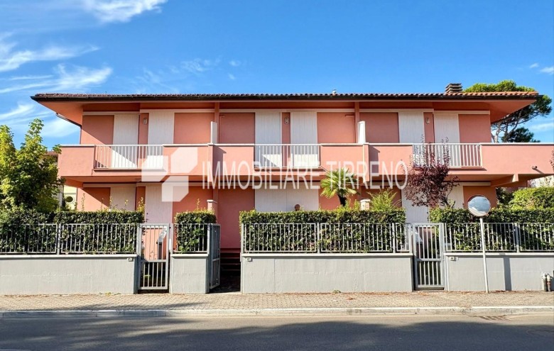 Villetta a schiera in vendita a Massa