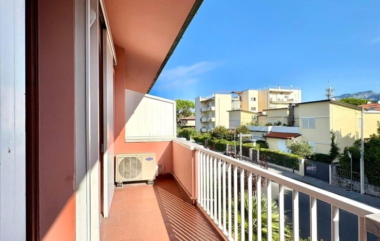 Villetta a schiera in vendita a Massa