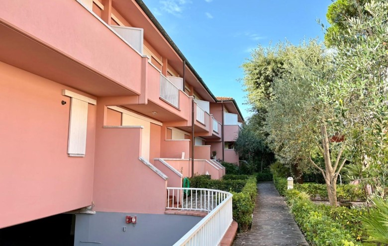 Villetta a schiera in vendita a Massa