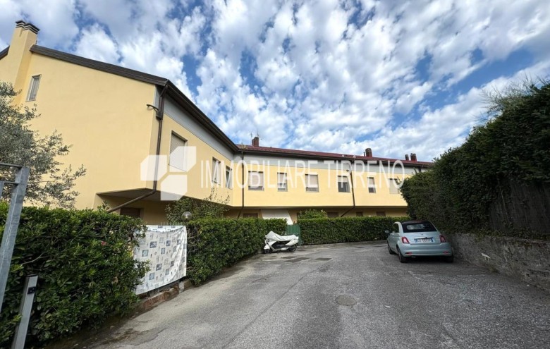 Appartamento in vendita a Massa