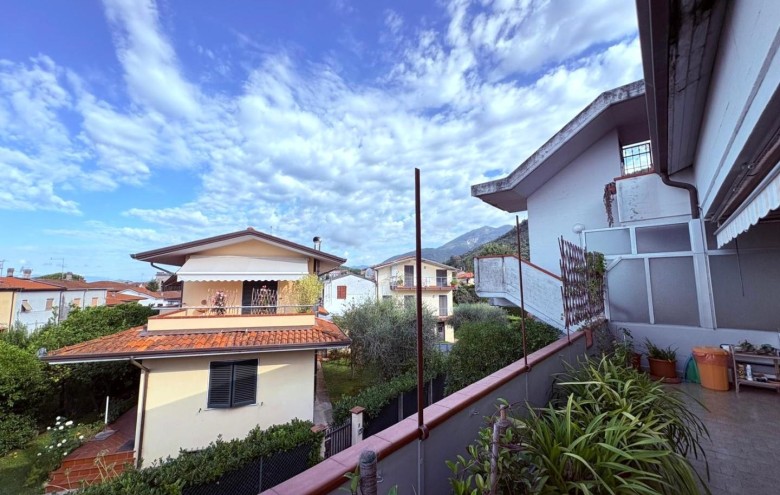Appartamento in vendita a Massa