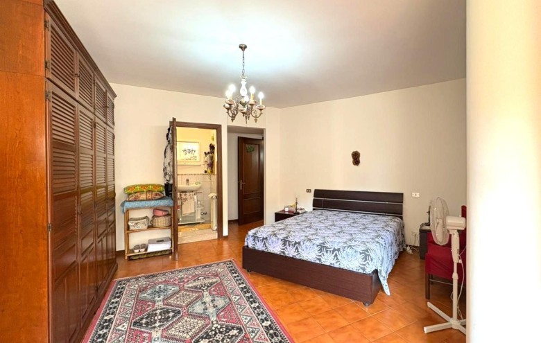 Appartamento in vendita a Massa